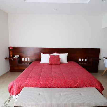 Lydmar Boutique Hotel Zihuatanejo Exterior photo