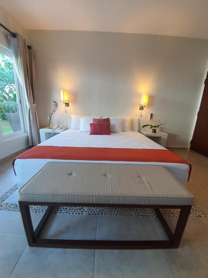 Lydmar Boutique Hotel Zihuatanejo Exterior photo