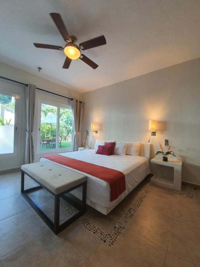 Lydmar Boutique Hotel Zihuatanejo Exterior photo