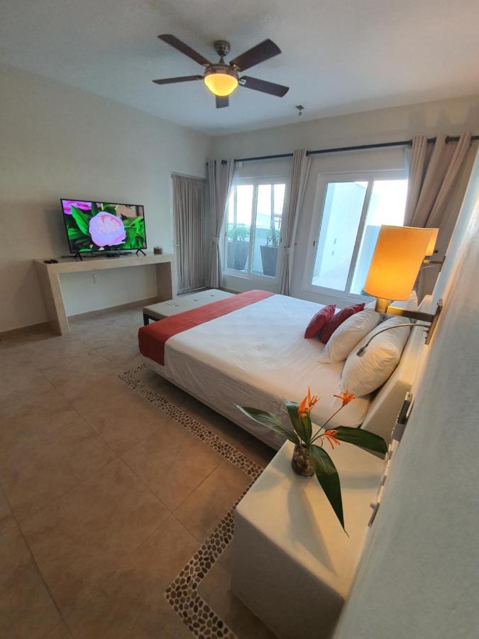 Lydmar Boutique Hotel Zihuatanejo Exterior photo