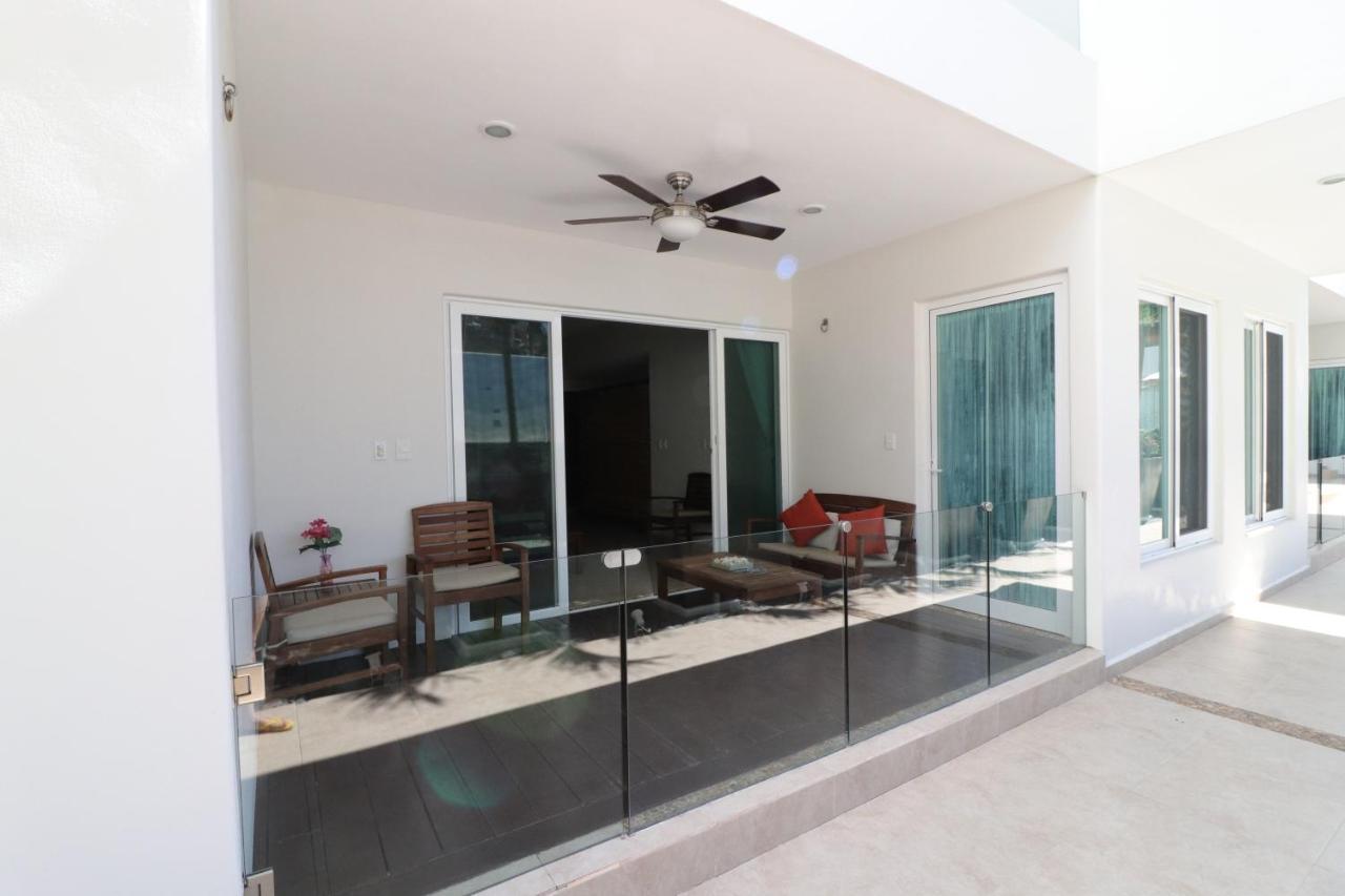 Lydmar Boutique Hotel Zihuatanejo Exterior photo
