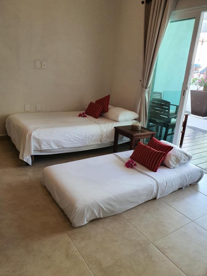Lydmar Boutique Hotel Zihuatanejo Exterior photo