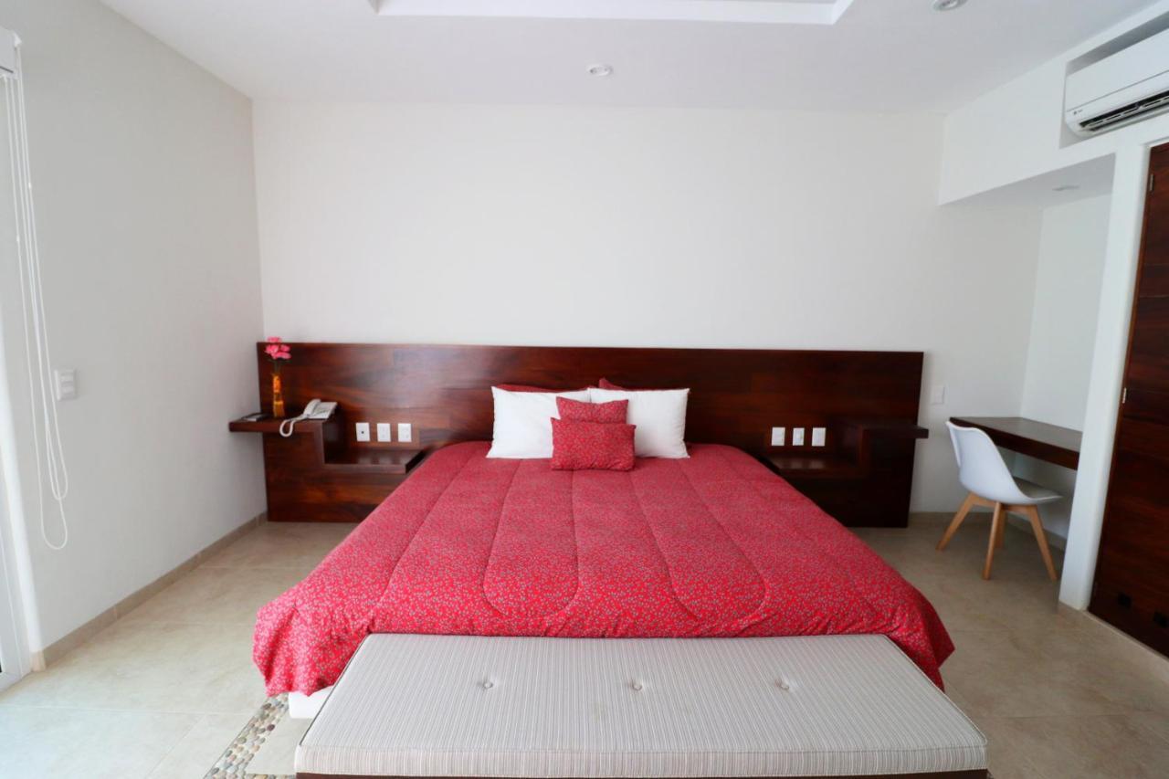 Lydmar Boutique Hotel Zihuatanejo Exterior photo